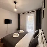 Leaf Apartment Brasov